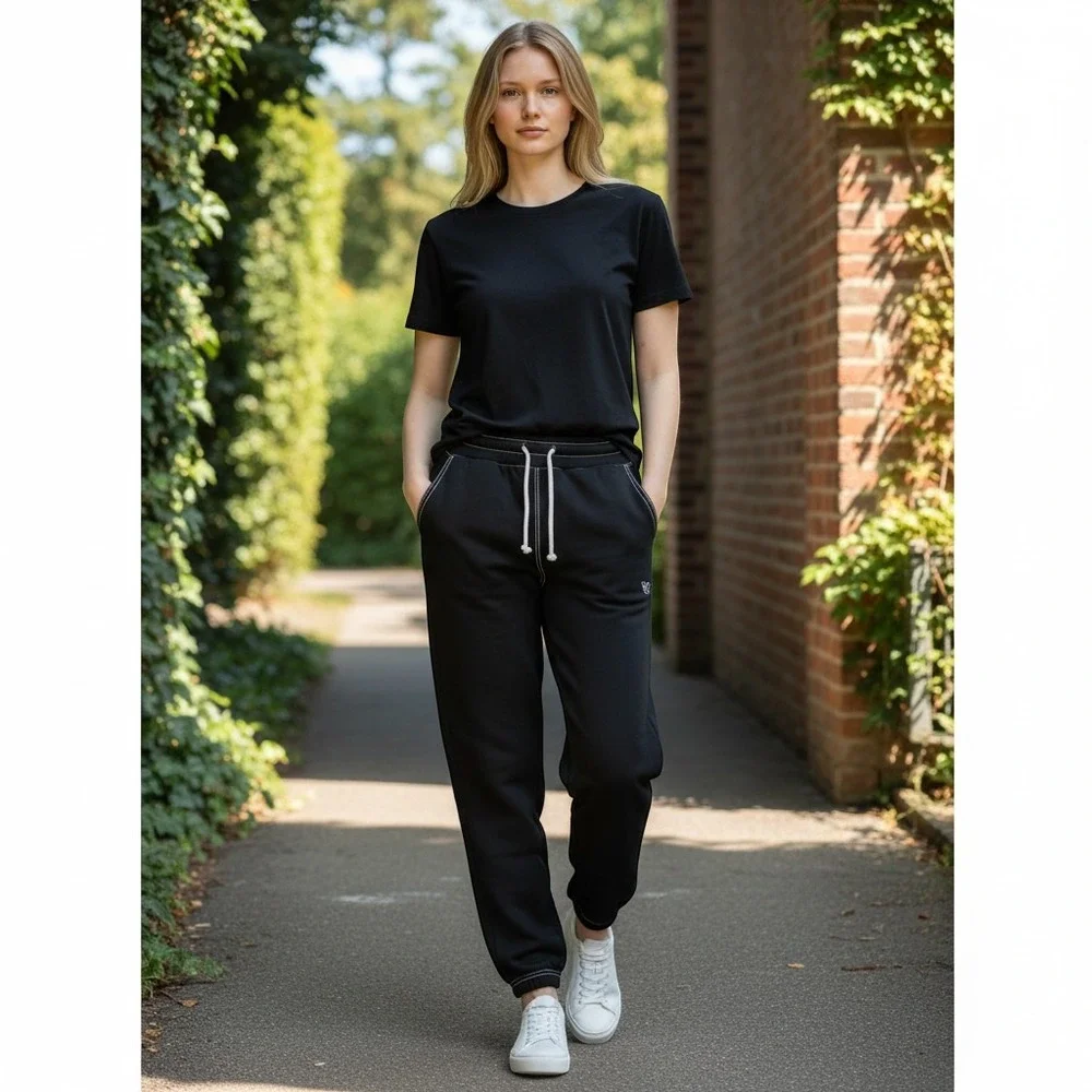 True Religion Big T‎ Jogger Black White Contrast Stitch Sweatpants Small NEW